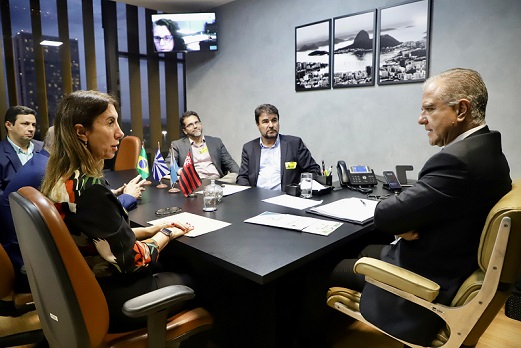 Prefeitos dos municípios do Cidennf reforçam a inclusão da EF-118 em reunião com o deputado federal Julio Lopes