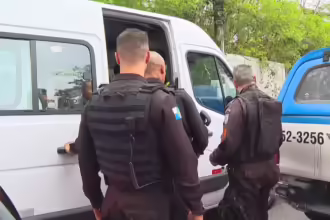 Em Niterói, 38 pessoas são conduzidas à delegacia por crime eleitoral