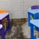 Chuvas alagam sala de aula em escola municipal de Campos