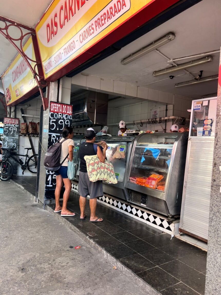 Mercado Municipal e Shopping Popular de Campos estão sem energia elétrica