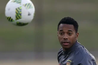 Gilmar Mendes vota para colocar jogador Robinho em liberdade