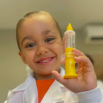 Família faz campanha solidária para ajudar criança campista na luta contra câncer raro
