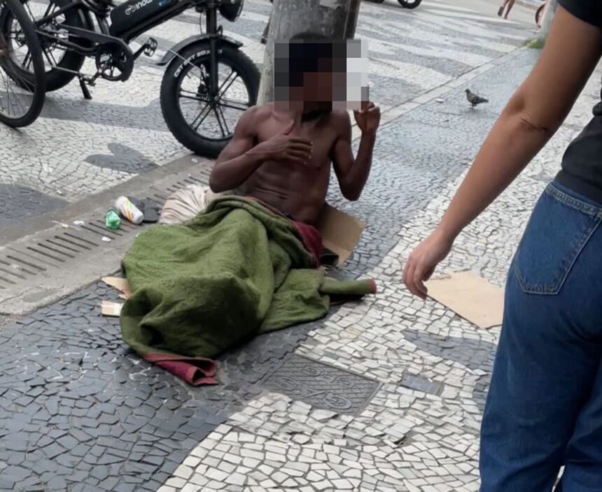 Morador em situação de rua que vandalizou agência bancária no Centro de Campos foi liberado na delegacia