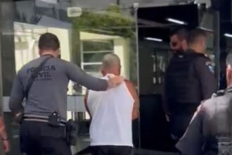 Polícia Civil prende homem que matou esposa com golpes de foice e escondeu corpo dentro de fossa, em Campos