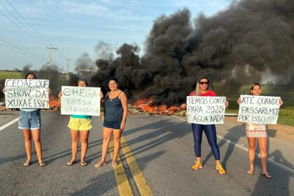 Cedae rebate manifestantes e afirma que as localidades de Degredo e Cajueiro não estão sem água