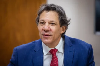 Governo Federal vai anunciar isenção de Imposto de Renda para quem ganha até R$ 5 mil