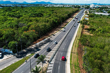Mais de 420 mil veículos devem passar pela BR-101, entre Campos e Niterói, durante o feriado prolongado