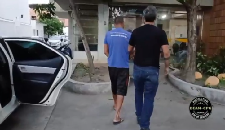 Homem é preso em flagrante após tentar agredir e ameaçar de morte a própria mãe, em Campos