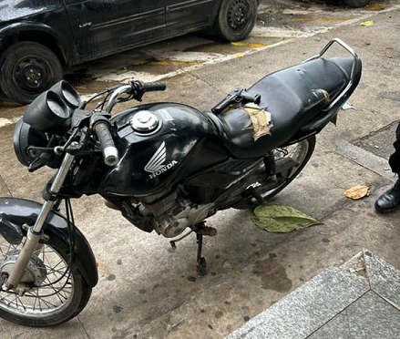 Suspeito de roubar motos em Campos é preso pela PM