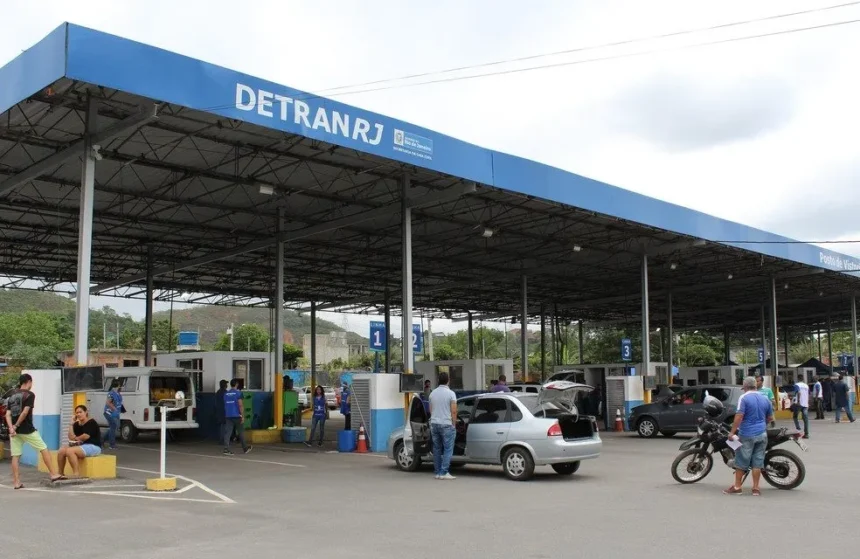 Prazo de licenciamento para veículos com finais de placa 6, 7 e 8 termina em 30 de novembro