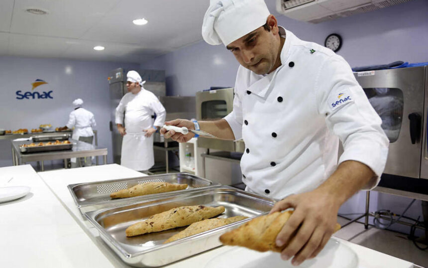 Senac abre 700 vagas para cursos no verão para todo Estado do Rio