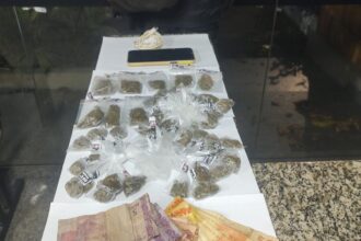 Homem tenta fugir da PM, mas acaba preso ao se esconder dentro de bar em Campos