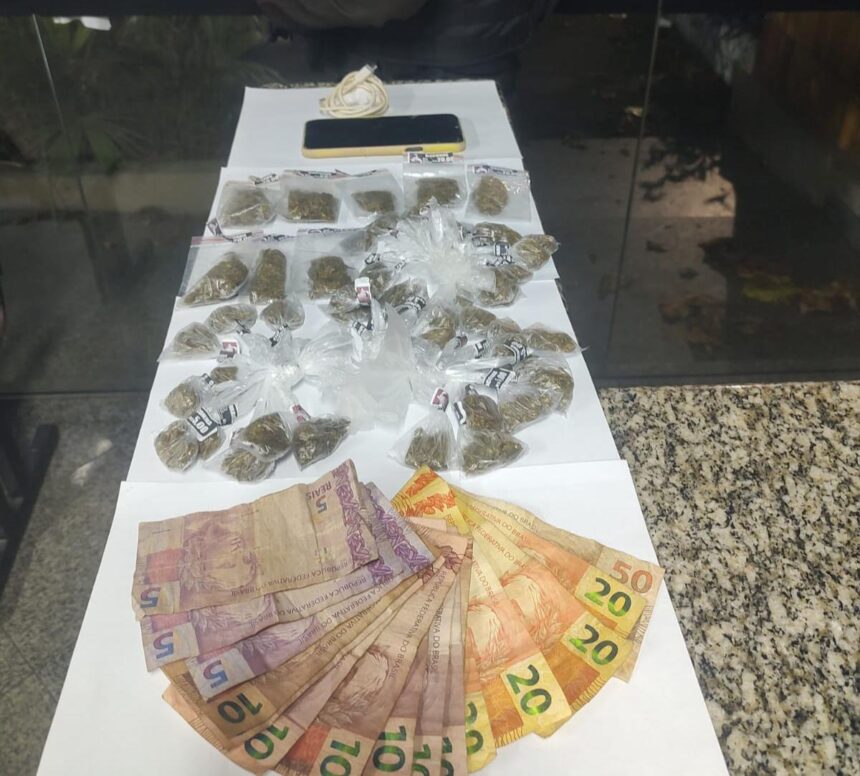 Homem tenta fugir da PM, mas acaba preso ao se esconder dentro de bar em Campos