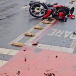 Acidente no Centro de Campos deixa motociclista em estado grave 