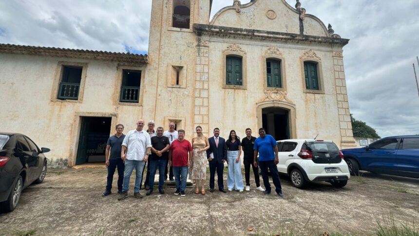 Após três anos de espera, instalação de sobrecobertura metálica do Arquivo Municipal tem início