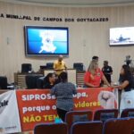 Servidores públicos ocupam plenário da Câmara de Campos em protesto contra “pacote de maldades” de Wladimir e texto é retirado da pauta