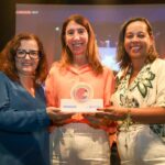 Quissamã recebe o ouro do Selo Nacional Compromisso com a Alfabetização em evento no Rio