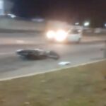 Homem morre e outras duas pessoas ficam feridas após acidente entre duas motos, em Campos