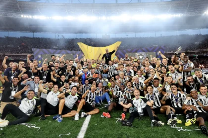 Botafogo vence o São Paulo e conquista o Campeonato Brasileiro de 2024