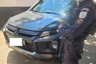 Carro furtado no Rio é recuperado pela Polícia nas dependências de um hotel em Campos