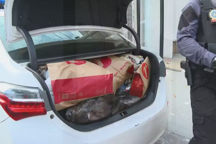 Polícia realiza operação contra grupo que praticava furtos de roupas em lojas da Renner