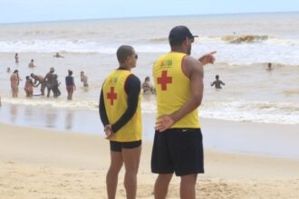 São João da Barra abre processo seletivo para contratação temporária de 80 guarda-vidas