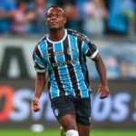 Botafogo encaminha contratação de jogador campista por R$ 57,5 milhões