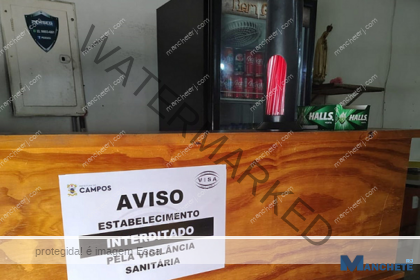 Vigilância Sanitária interdita restaurante no Centro de Campos, após identificar falta de higiene e produtos com validade vencida