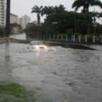 INMET emite alerta de perigo para chuvas intensas em Campos e região