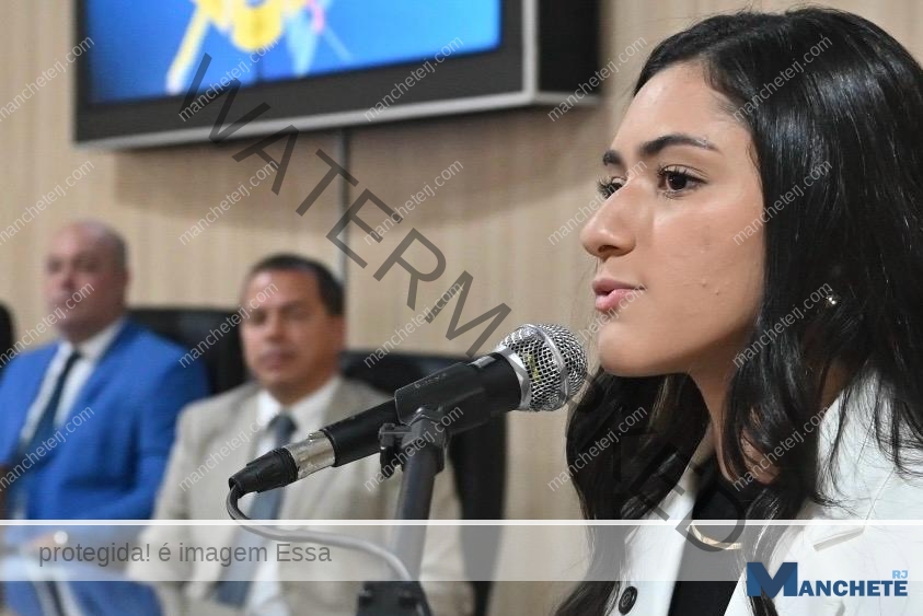 Vereadora Thamires Rangel protocola requerimento solicitando transparência no processo licitatório do IMTT