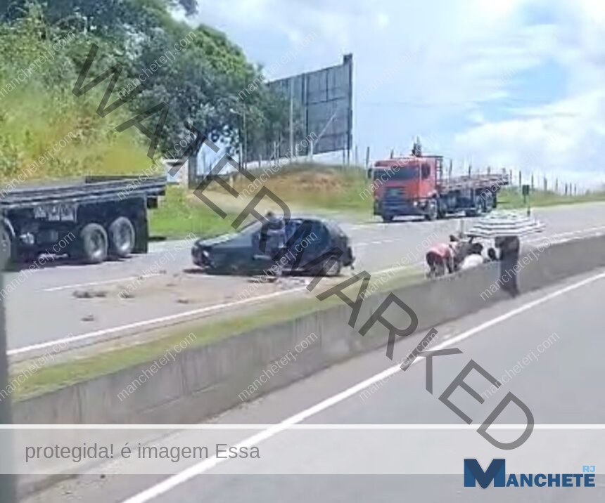 Carro colide em mureta e deixa homem morto na BR-101, em Campos