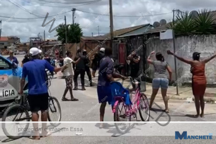 Policiais e moradores das Casinhas da Penha, em Campos, se envolvem em confusão durante ação da PM