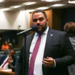 Deputado Thiago Rangel solicita no MP investigação por contratos de R$ 123 milhões da Saúde