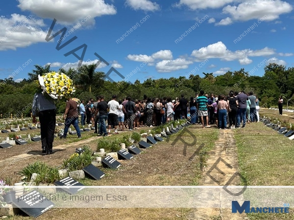 Sepultamento de subsíndico assassinado por condômino acontece sob forte comoção em Campos