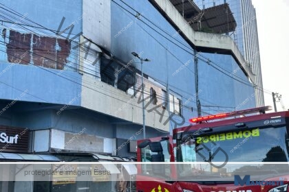 Pânico e correria marcam incêndio criminoso dentro de loja no Campos Shopping