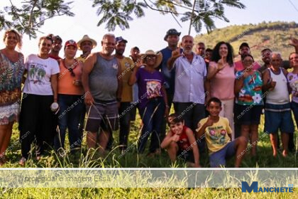 Agricultores de assentamentos do MST em Campos e Itaperuna recebem tratores para fortalecimento da agricultura familiar