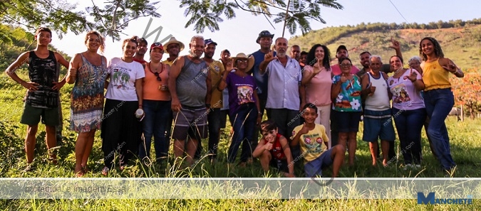 Agricultores de assentamentos do MST em Campos e Itaperuna recebem tratores para fortalecimento da agricultura familiar