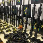 Polícia Militar chega à marca de 116 fuzis apreendidos no Estado, apenas em 2025