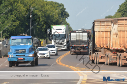 Caminhões com mais de 4 eixos serão proibidos de trafegar pelas ruas de Campos
