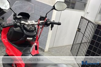 Polícia prende homens que vendiam motos roubadas em Campos