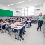 Secretaria de Estado de Educação conclui mais de 1.400 migrações de professores para jornada de 30 horas semanais