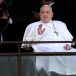 Papa Francisco deixa o hospital após quase 40 dias internado