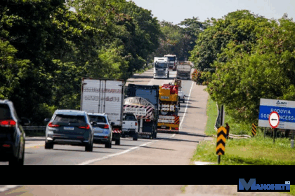 Mais de 800 mil veículos são esperados na BR-101, entre Campos e Niterói, durante o próximo feriado