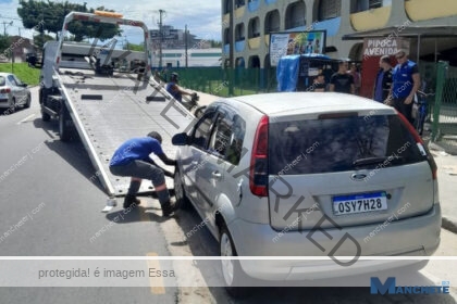 IMTT apreende cinco veículos que estavam fazendo transporte irregular em Campos