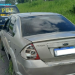 Motorista tenta fugir da PRF, perde controle de carro e acaba detido na BR-356, em São João da Barra