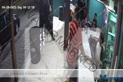 Imagens registram assalto à mão armada dentro de quiosque na Beira-Rio, em Guarus