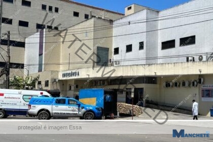 Vigilante de rua é baleado ao tentar deter assaltante no Centro de Campos; suspeito foi atropelado durante a fuga