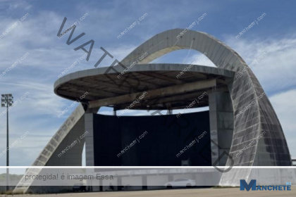 EXCLUSIVO: Arco de palco do CEPOP é colocado a leilão pela Prefeitura de Campos