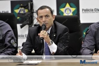 Ex-chefe da Polícia do Rio é preso após determinação da Justiça