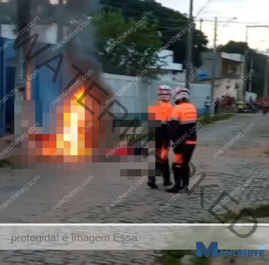 Dois homens morrem eletrocutados após serem atingidos por fio de alta tensão, em Campos